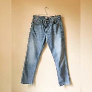 Denizen from Levi’s Men's 216 Skinny Fit Jeans